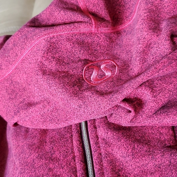 lululemon athletica Sweaters - Lululemon size 12 scuba hoodie
